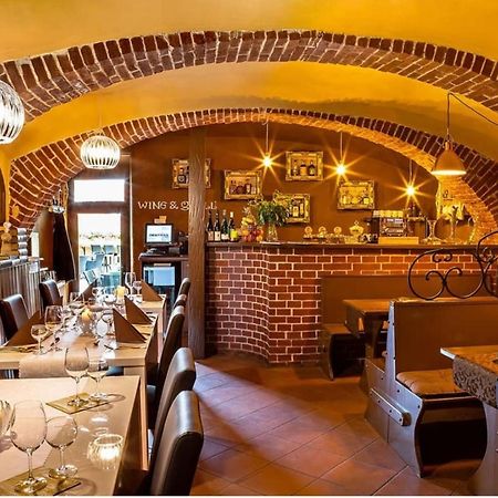 Arcadie Hotel & Apartments Cesky Krumlov Bagian luar foto