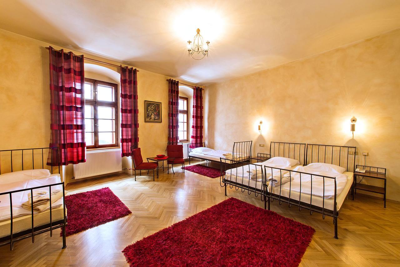 Arcadie Hotel & Apartments Cesky Krumlov Bagian luar foto