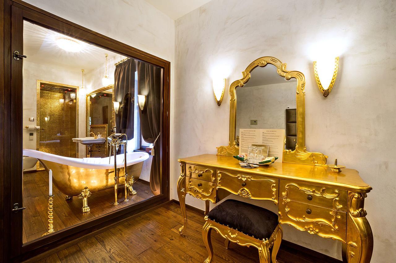 Arcadie Hotel & Apartments Cesky Krumlov Bagian luar foto