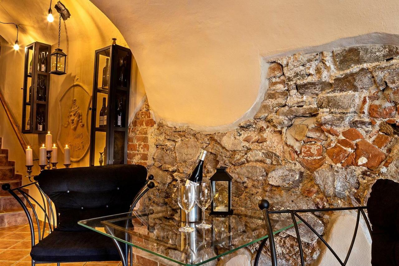 Arcadie Hotel & Apartments Cesky Krumlov Bagian luar foto